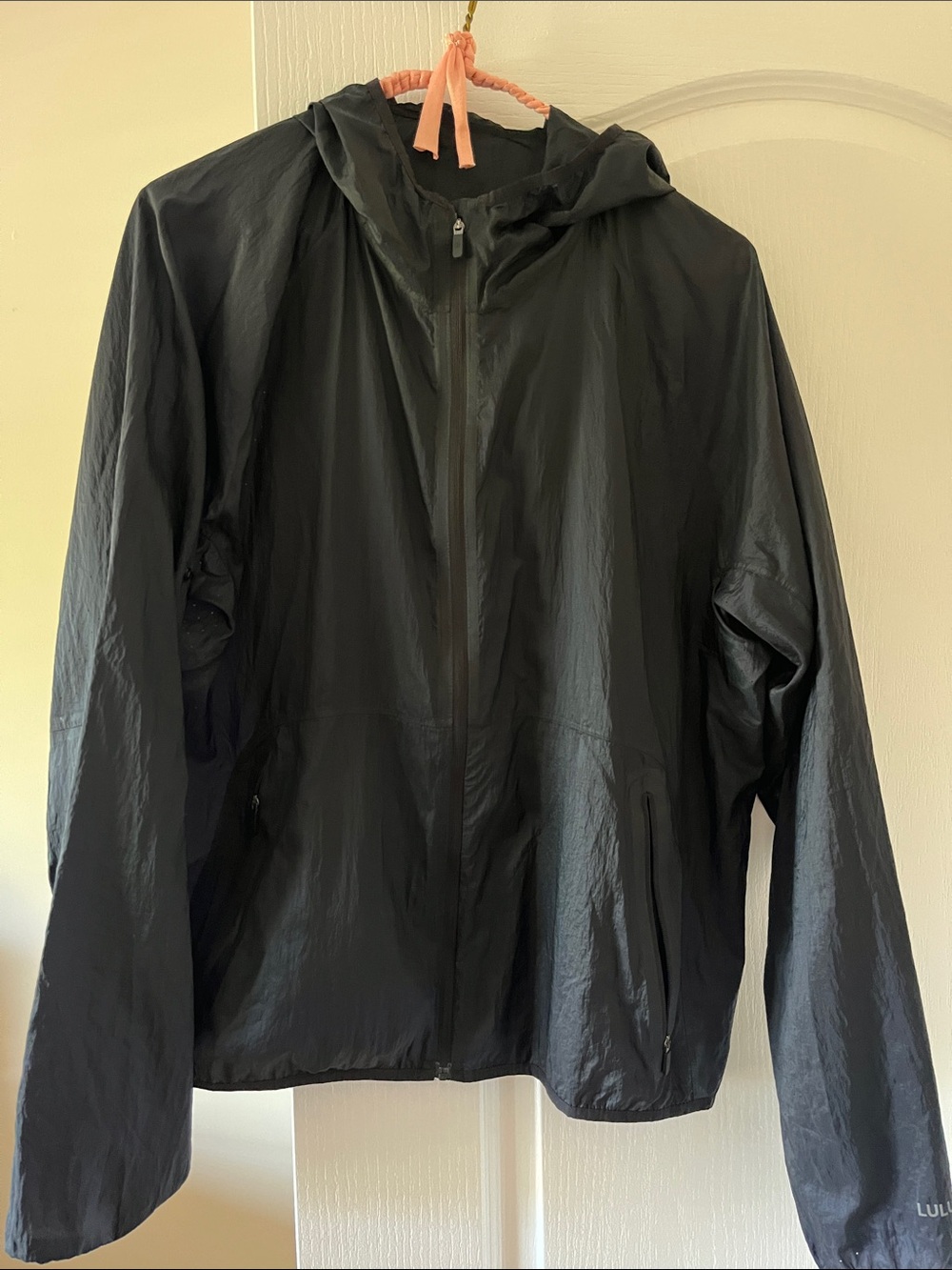lululemon athletica women’s Black Hooded Windbreaker Jacket